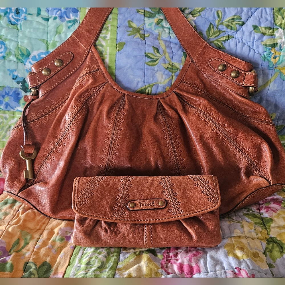Fossil Handbag and Wallet Set